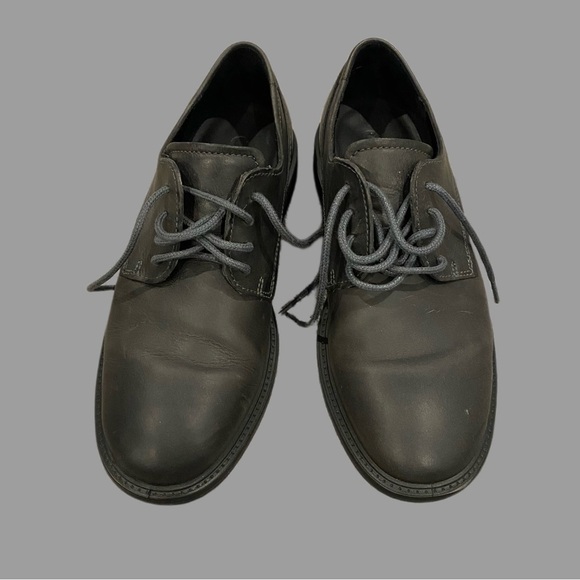 ECCO Black Dress Shoe - Size 5 - Picture 1 of 6
